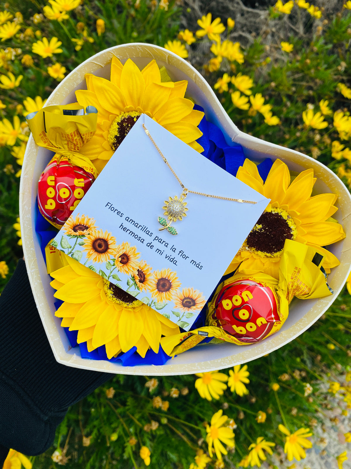 Box corazón de girasol 🌻- Preventa