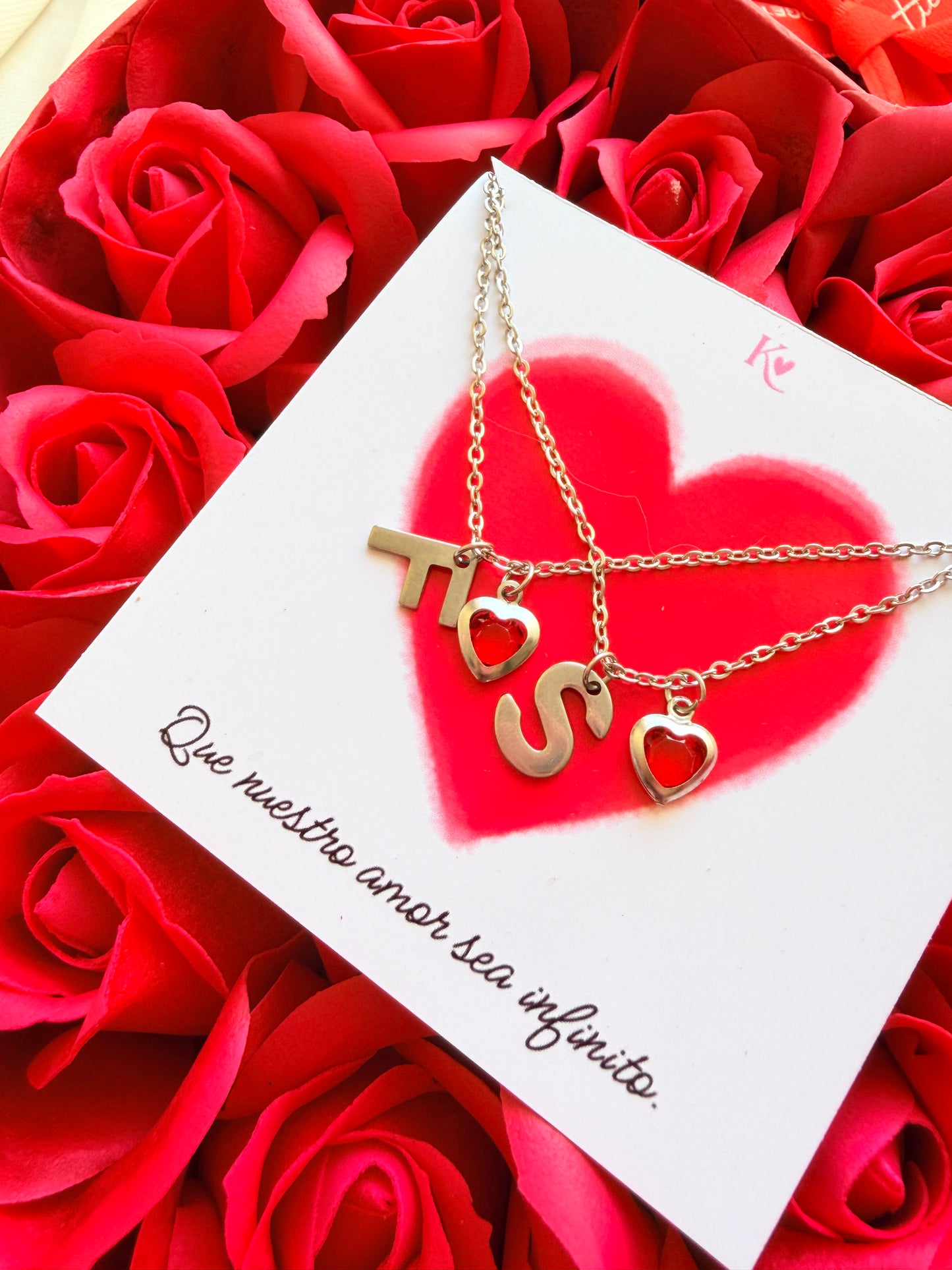 Rosas y corazones ❤️