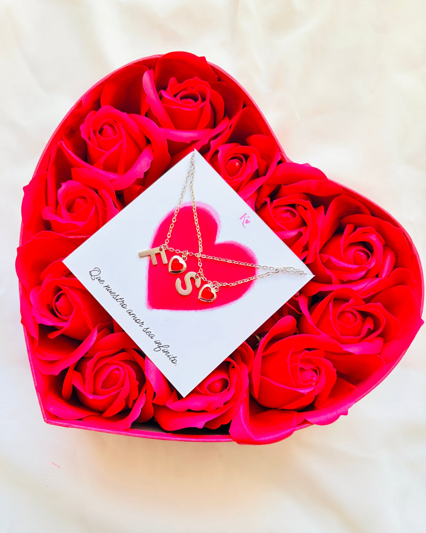 Rosas y corazones ❤️