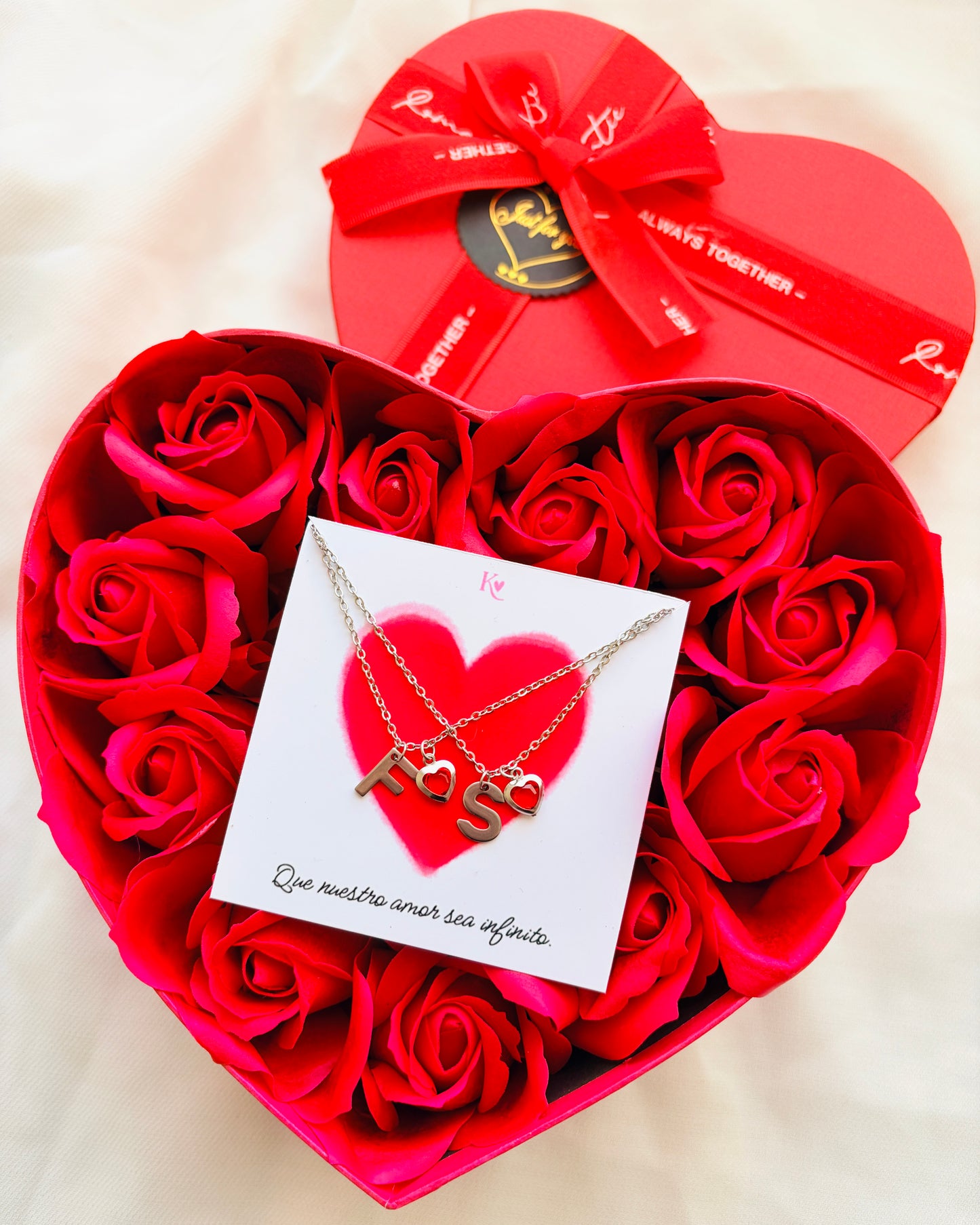 Rosas y corazones ❤️